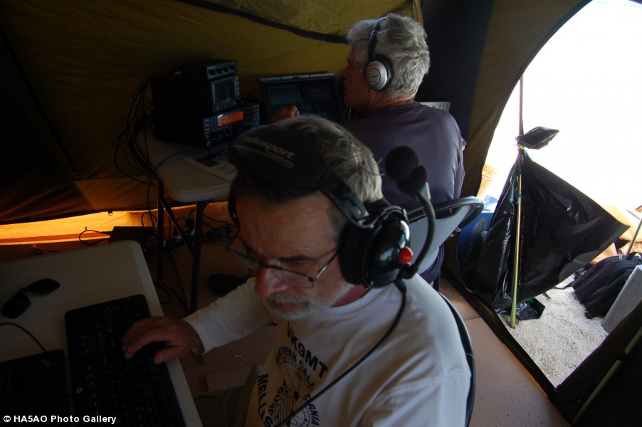 HA5AO   AD6E operating TX3X Cw Stations